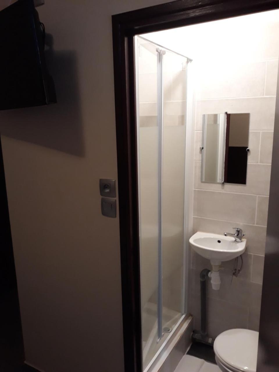 Hotel Azur Нанси Экстерьер фото