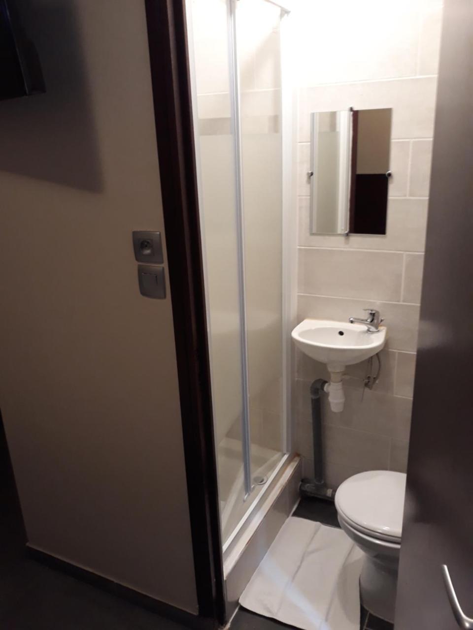 Hotel Azur Нанси Экстерьер фото